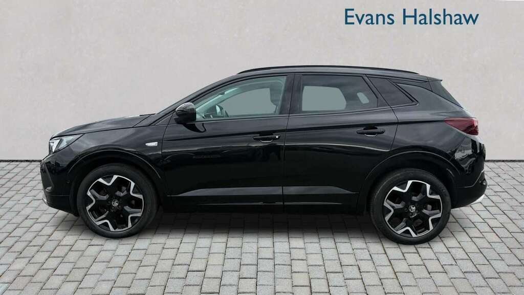 Vauxhall Grandland 1.2 Turbo Ultimate 2023 EN72VTO Black #4