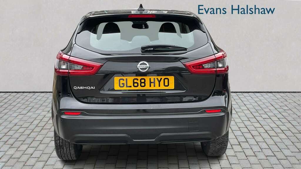 Nissan Qashqai 1.5 Dci 115 Acenta Premium 2019 GL68HYO Black #5