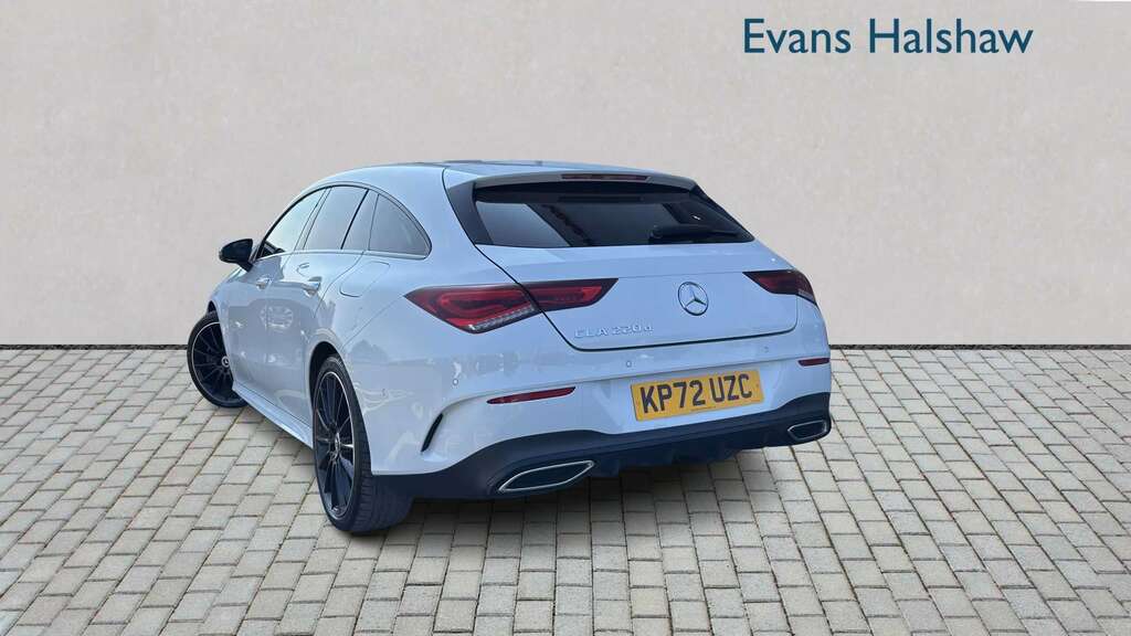 Mercedes-Benz CLA Class 220D Amg Line Premium Night Ed Tip 2022 KP72UZC White #2