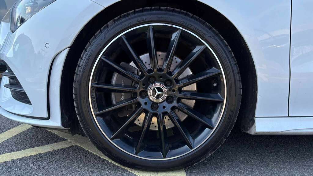 Mercedes-Benz CLA Class 220D Amg Line Premium Night Ed Tip 2022 KP72UZC White #6