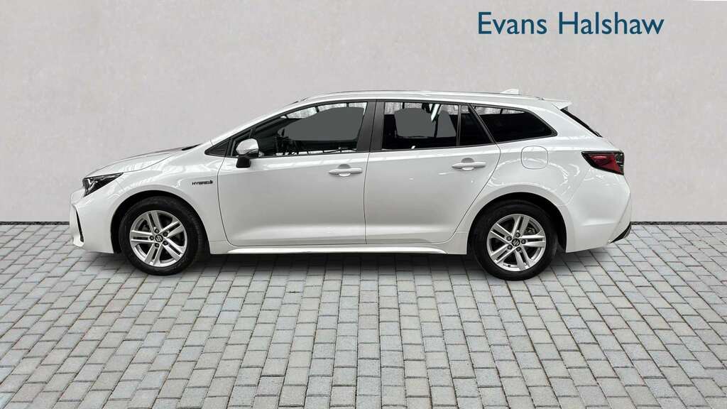 Suzuki Swace 1.8 Hybrid Motion Cvt 2023 White #3