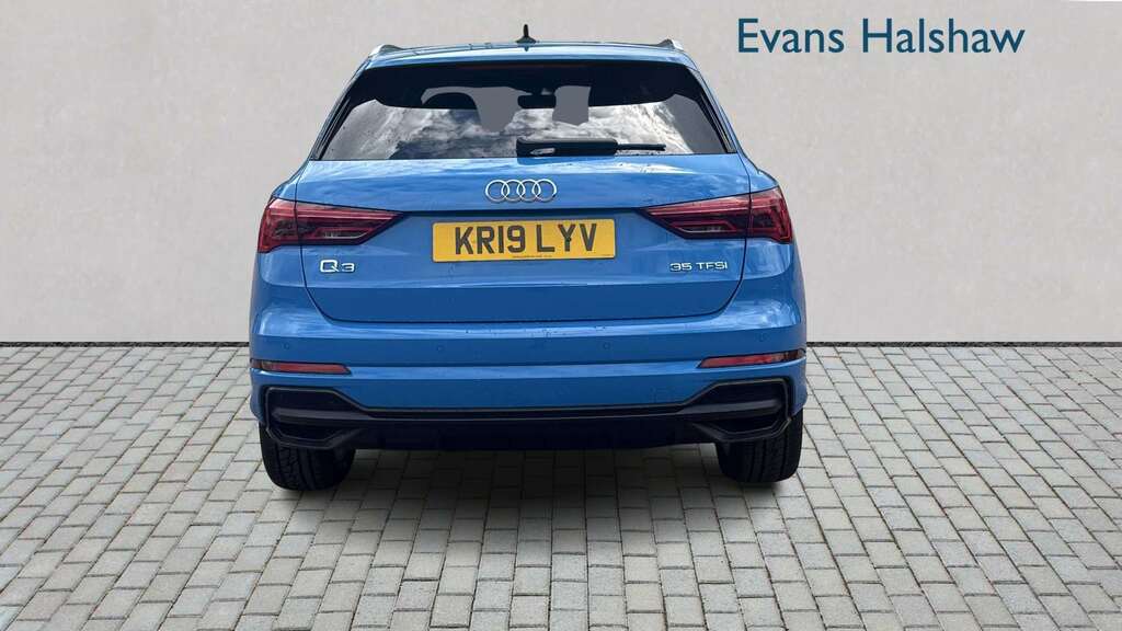 Audi Q3 45 Tfsi E S Line S Tronic 2019 KR19LYV Blue #5