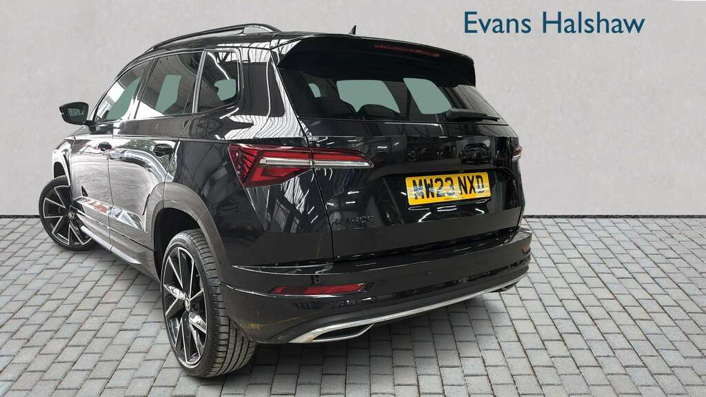 Skoda Karoq 1.5 Tsi Sportline Dsg 2023 MW23NXD Black
