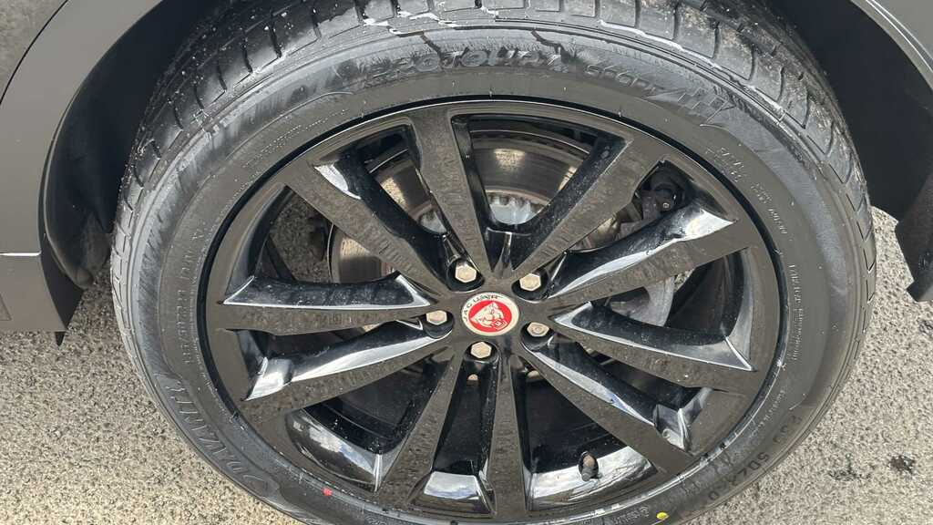 Jaguar E-Pace 2.0 P300 Sport 2023 Black #6