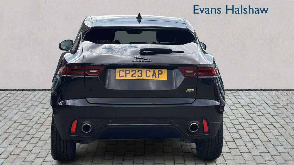 Jaguar E-Pace 2.0 P300 Sport 2023 Black #3