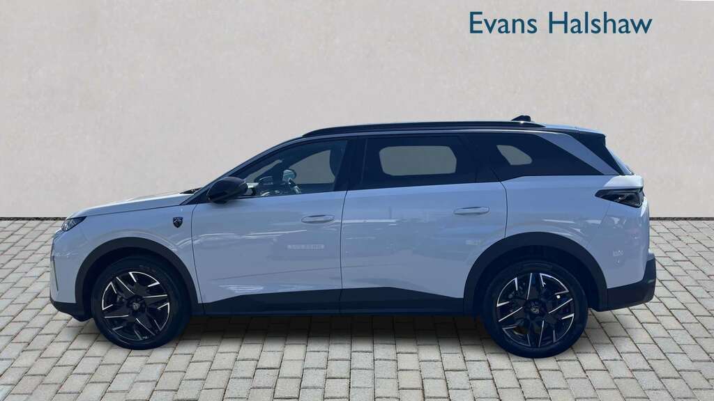 Peugeot 5008 1.2 Hybrid 136 Gt E-dsc6 2025 KP25AYY White #3