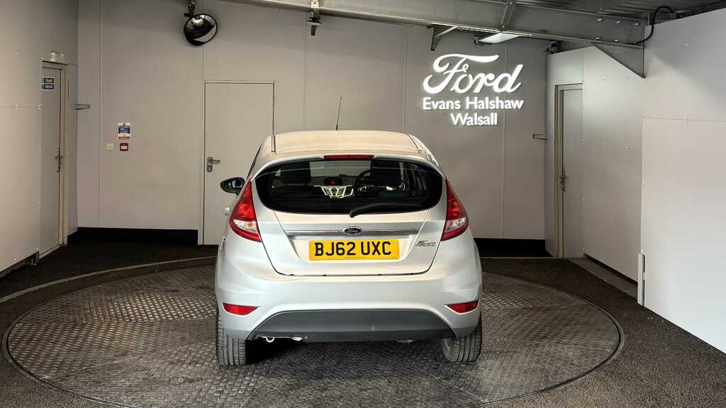 Ford Fiesta 1.25 Zetec 82 2012 BJ62UXC Silver #5