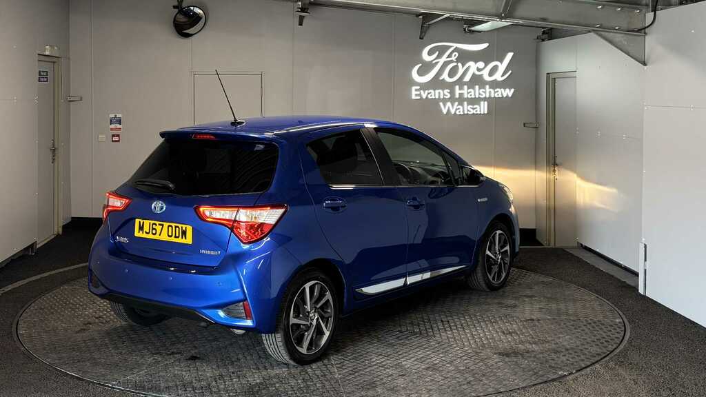 Toyota Yaris 1.5 Hybrid Excel Cvt 2017 MJ67ODW Blue #5