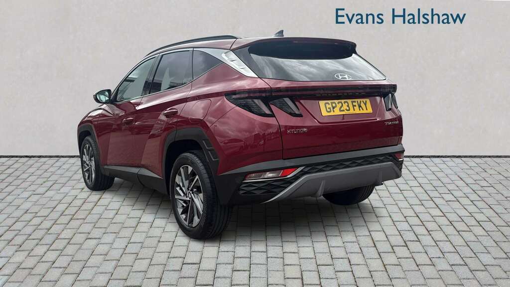Hyundai Tucson 1.6 Tgdi Premium 2Wd 2023 GP23FKY Red #2