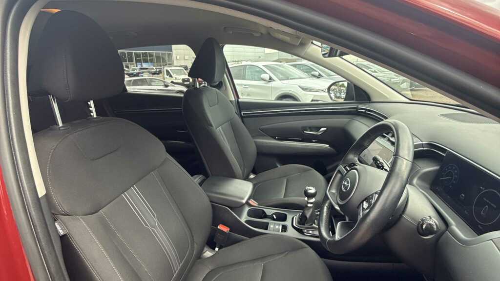 Hyundai Tucson 1.6 Tgdi Premium 2Wd 2023 GP23FKY Red #3