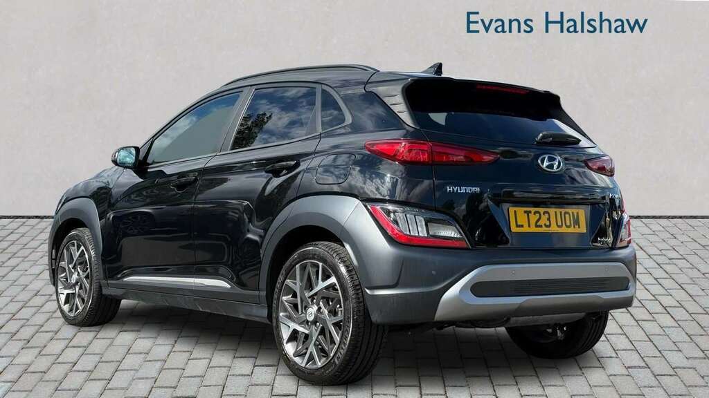 Hyundai Kona 1.6 Gdi Hybrid Ultimate Dct 2023 Black #2
