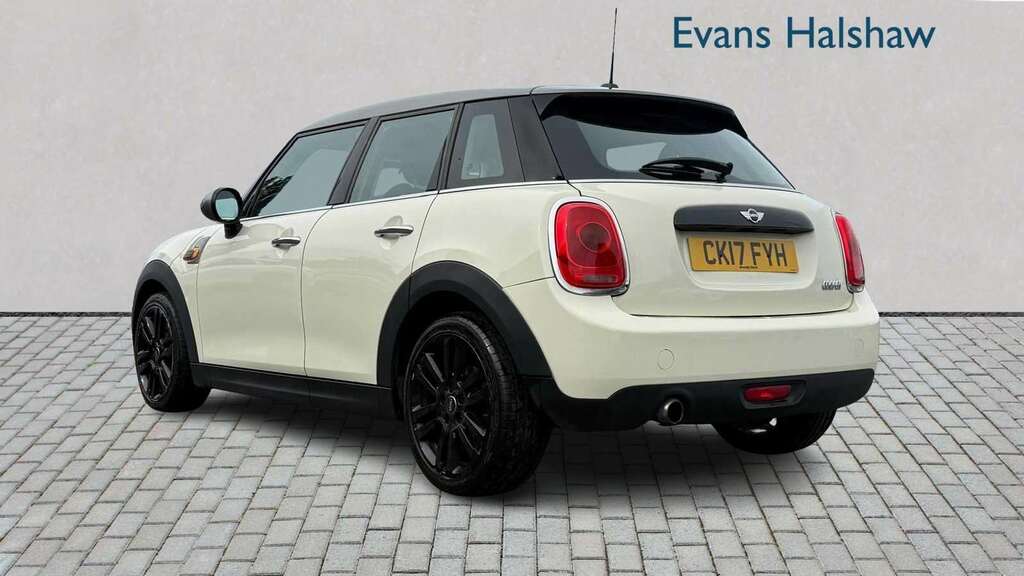 Mini Hatch 1.5 Cooper Seven 2017 CK17FYH White #2