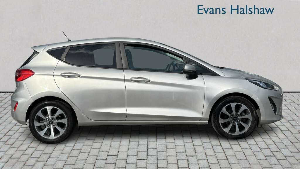 Ford Fiesta 1.1 Trend 2019 EK69VXA Silver #5