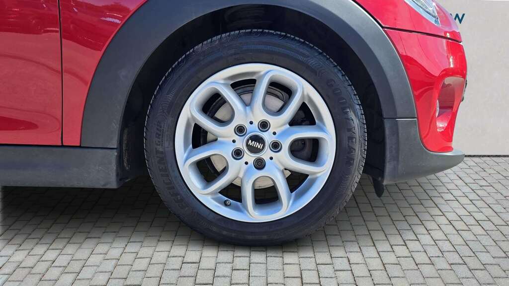 Mini Hatch 1.5 Cooper II 2018 VA18MLO Red #4