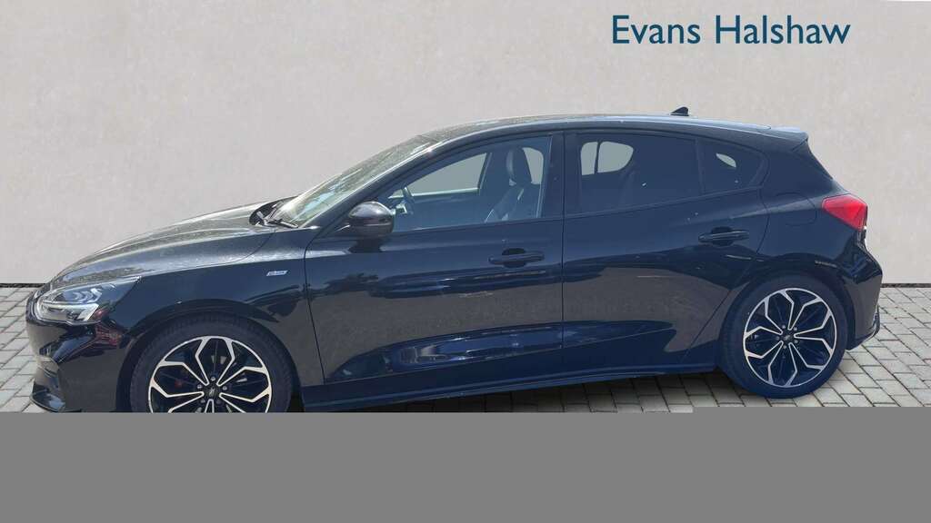 Ford Focus 1.5 Ecoblue 120 St-line X 2020 YF70JZV Black #2