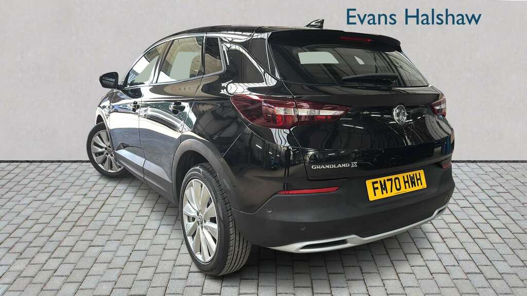 Vauxhall Grandland X 1.2 Turbo Elite Nav Premium 8 Speed 202 Black