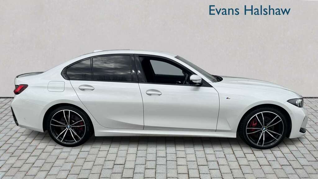 BMW 3 Series 320I M Sport Step 2024 YB24LZC White #3