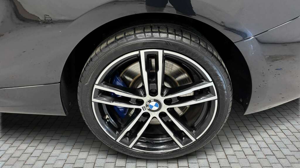 BMW 1 Series 118I 1.5 M Sport Shadow Edition 2019 Black #3