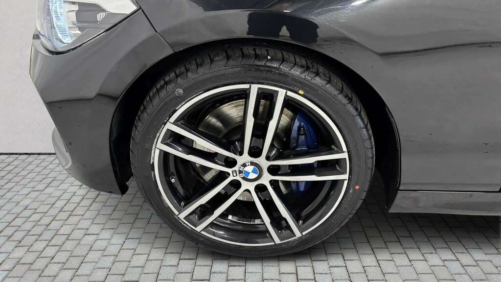 BMW 1 Series 118I 1.5 M Sport Shadow Edition 2019 Black #4