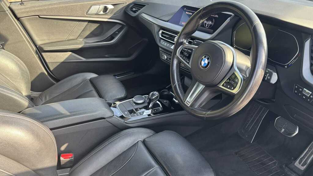 BMW 1 Series 118I M Sport Step 2020 PE70UOA White #3