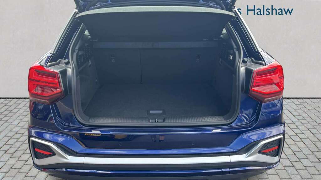 Audi Q2 35 Tfsi S Line 2023 AVZ5134 Blue #4