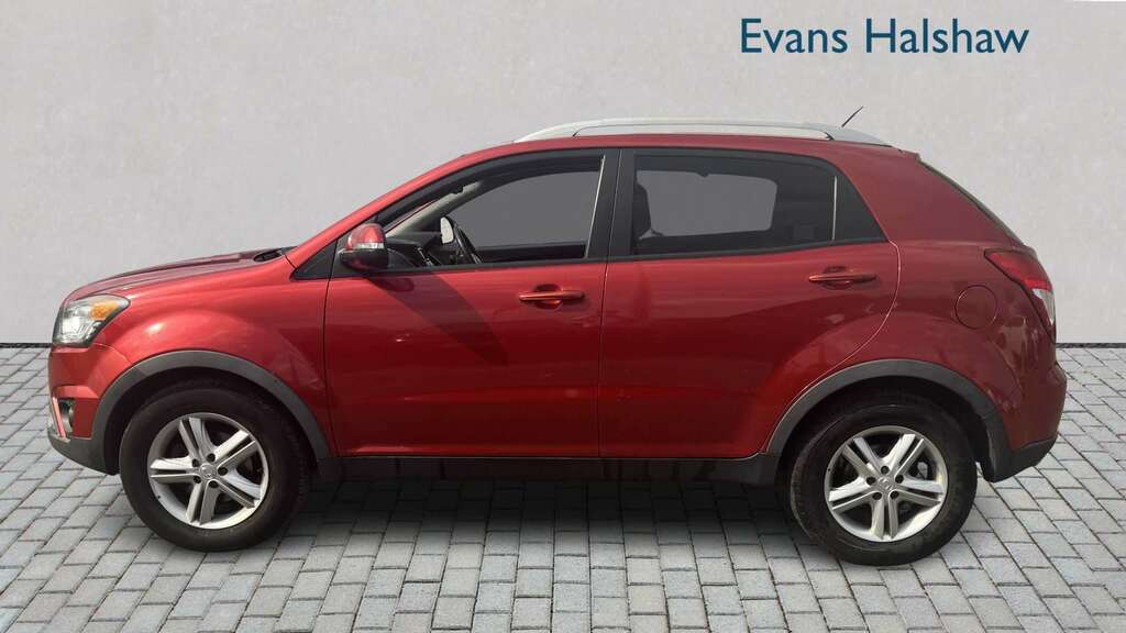 SsangYong Korando 2.0 Elx 4X4 2014 Red #3
