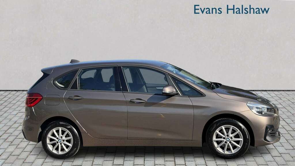 BMW 2 Series 218I Se 2018 DG68XEH Brown #2