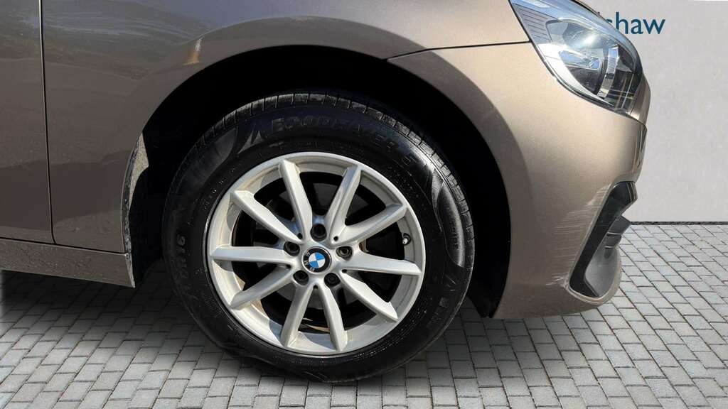 BMW 2 Series 218I Se 2018 Brown