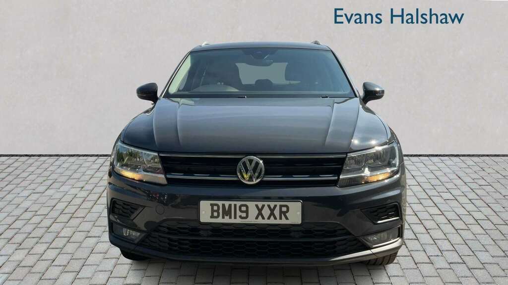 Volkswagen Tiguan 1.5 Tsi Evo 130 Match 2019 BM19XXR Grey #4