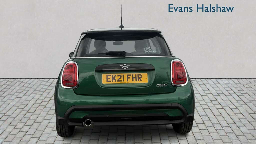 Mini Hatch 1.5 Cooper Classic 2021 EK21FHR Green #5