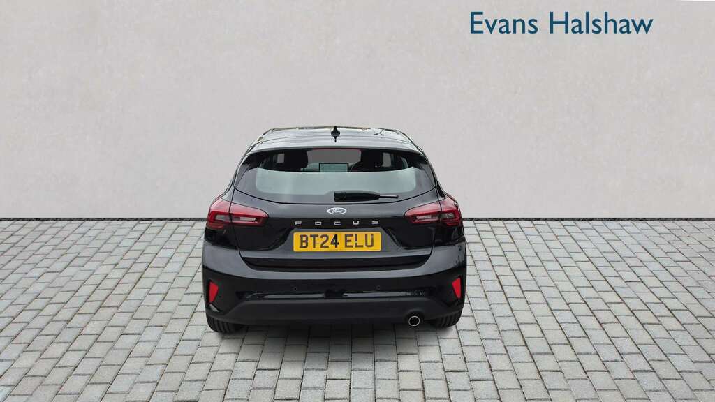 Ford Focus 1.0 Ecoboost Hybrid Mhev Titanium 2024 BT24ELU Black #4