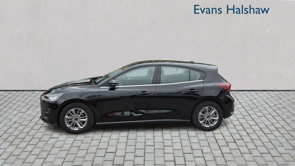 Ford Focus 1.0 Ecoboost Hybrid Mhev Titanium 2024 BT24ELU Black #2