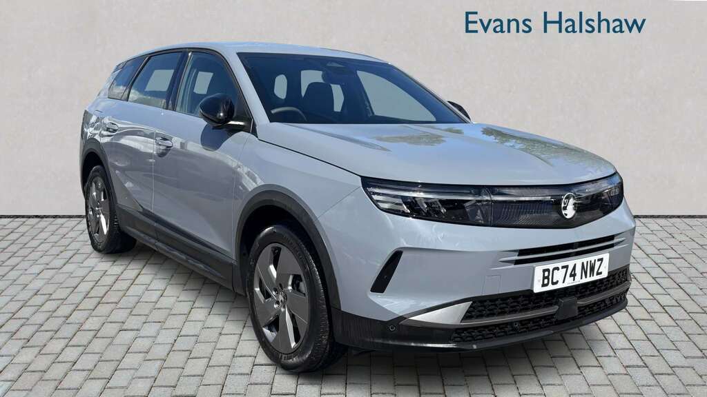 Vauxhall Grandland 1.2 Hybrid 136 Design E-dct6 2025 Grey