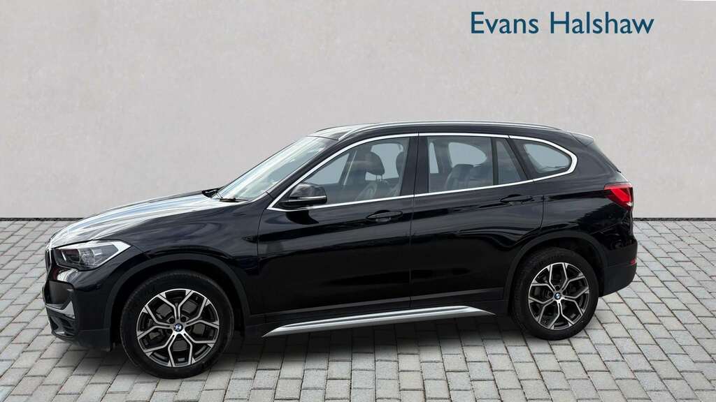 BMW X1 Xdrive 20I 178 Xline Step 2021 LX21KHL Black #4