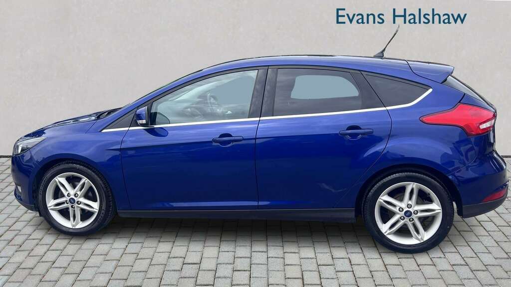 Ford Focus 1.0 Ecoboost 125 Zetec Edition 2017 Blue