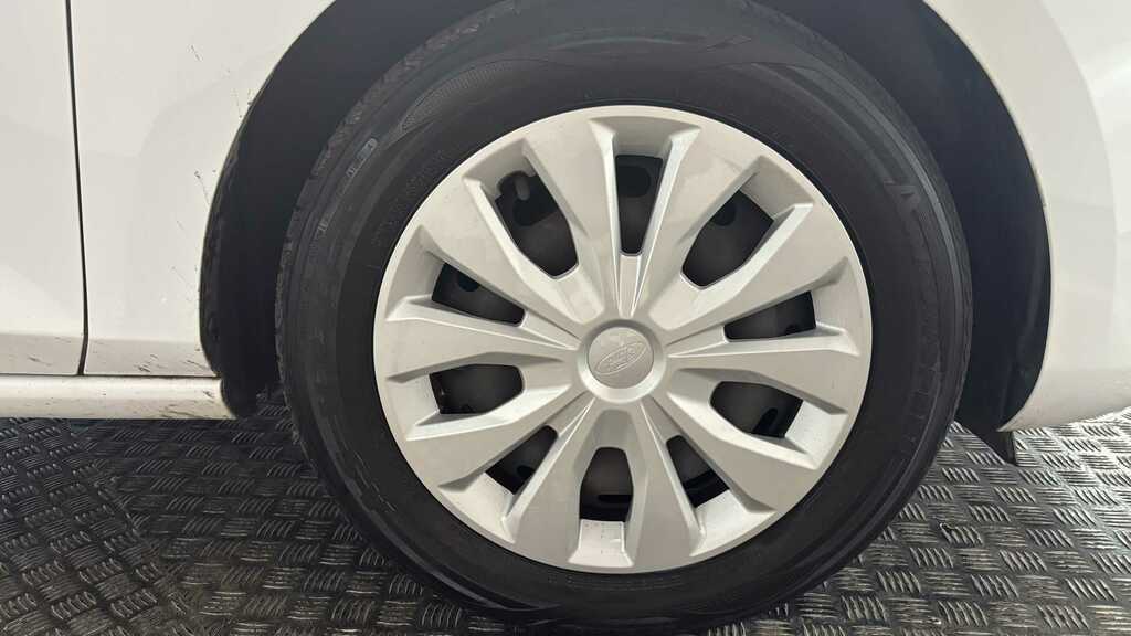 Ford Fiesta 1.0 Ecoboost Trend 2023 GD23POH White #6