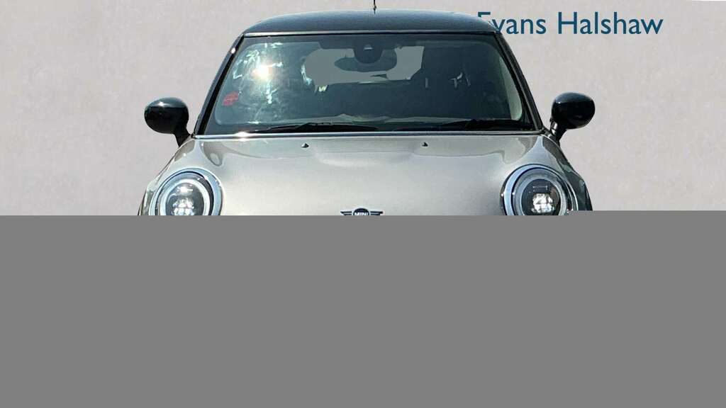 Mini Hatch 1.5 Cooper Classic 2022 CF72HNL Silver #4