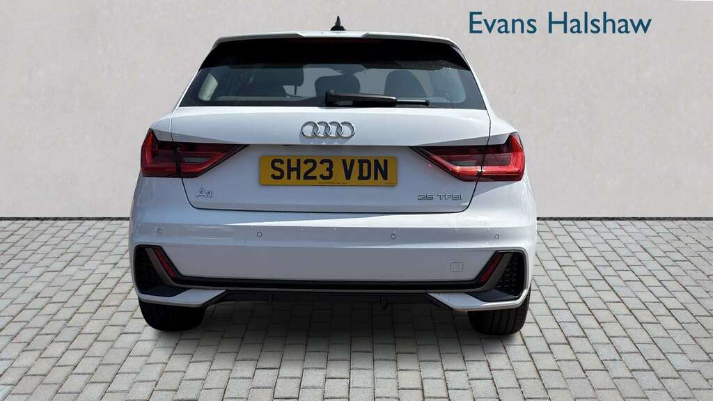 Audi A1 25 Tfsi S Line Tech Pack 2023 SH23VDN White #4