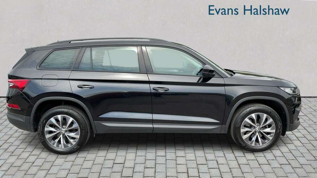 Skoda Kodiaq 1.5 Tsi Se Drive Dsg 7 Seat 2023 SK23GZF Black #2