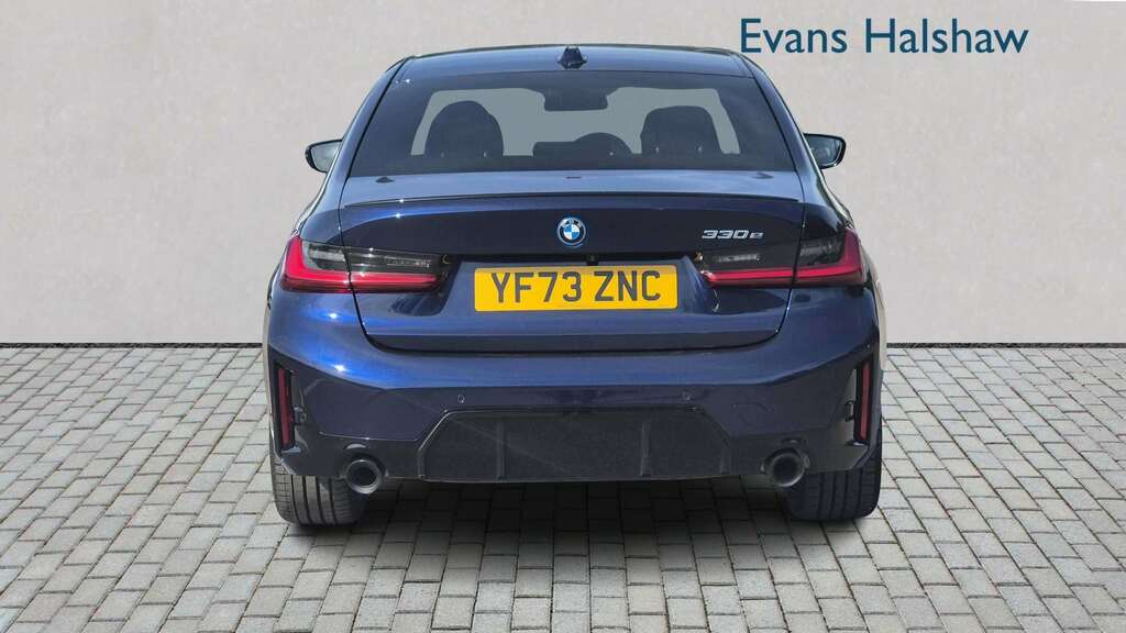 BMW 3 Series 330E M Sport Step 2023 YF73ZNC Blue #5