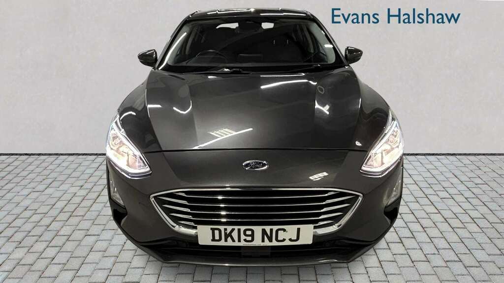 Ford Focus 1.0 Ecoboost 125 Titanium X 2019 DK19NCJ Grey #4
