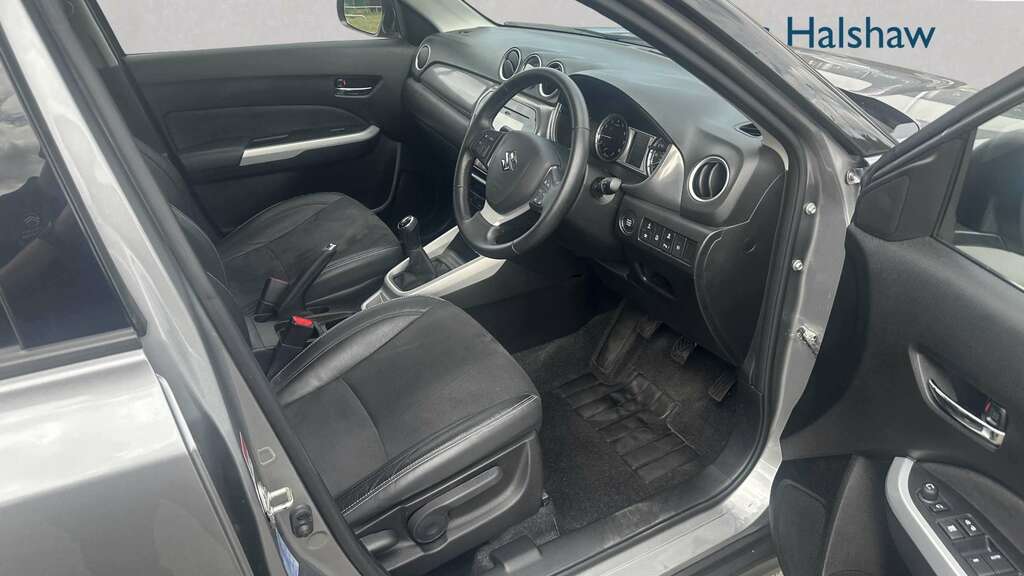 Suzuki Vitara 1.6 Sz5 2017 Grey #4