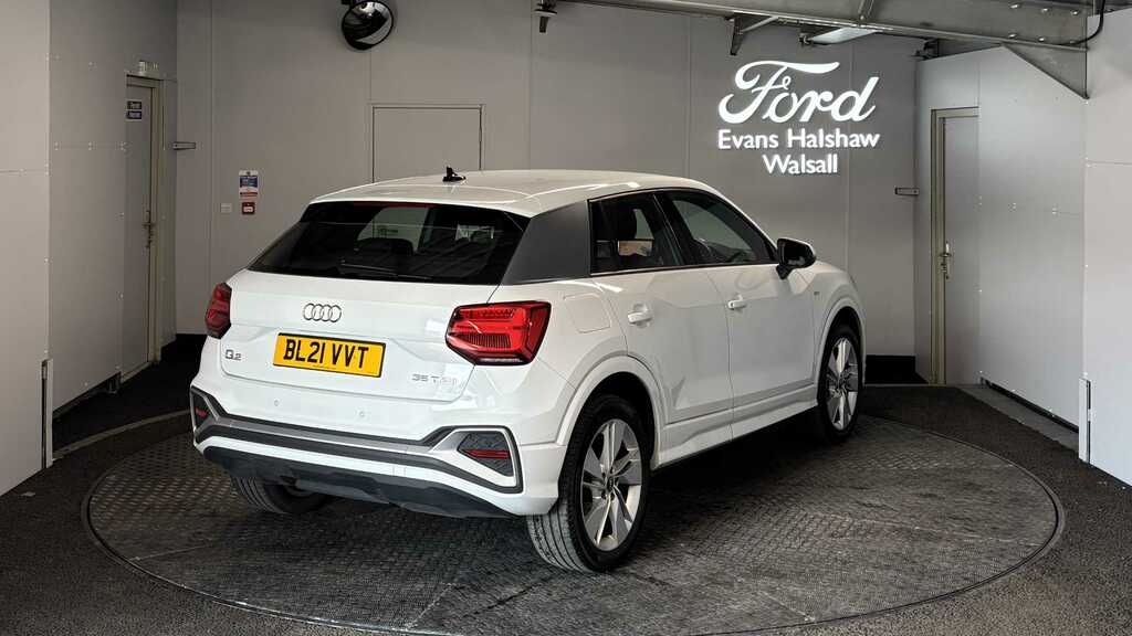 Audi Q2 35 Tfsi S Line 2021 BL21VVT White #4
