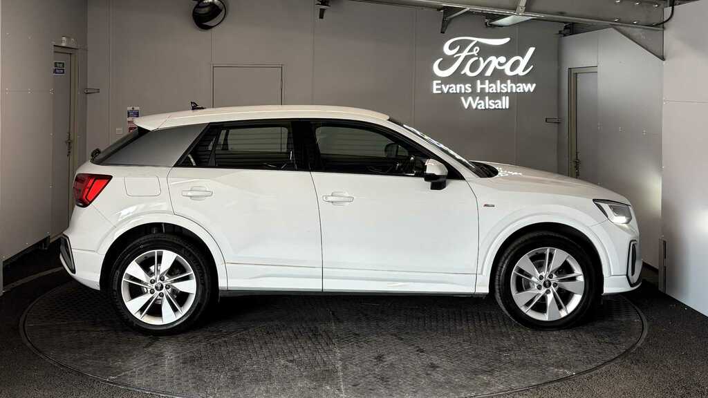 Audi Q2 35 Tfsi S Line 2021 BL21VVT White #3