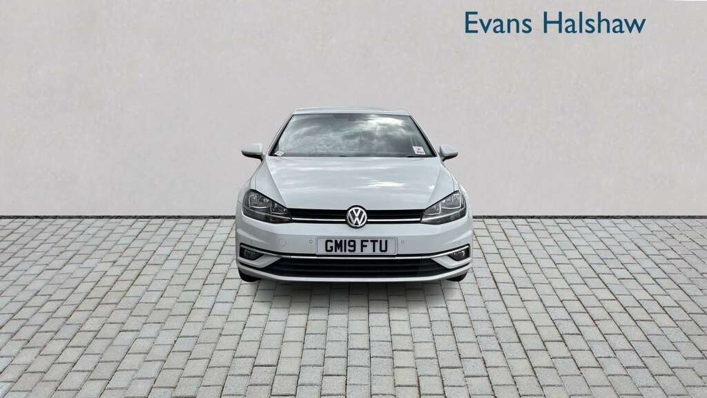 Volkswagen Golf 1.0 Tsi 115 Match Dsg 2019 White #3