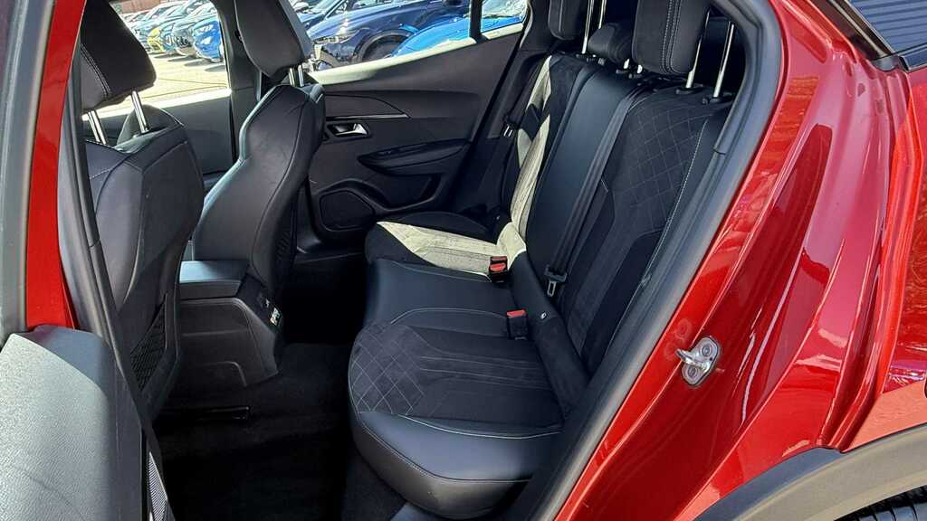 Peugeot 2008 1.2 Puretech 155 Gt Premium Eat8 2022 KV22CTY Red #6