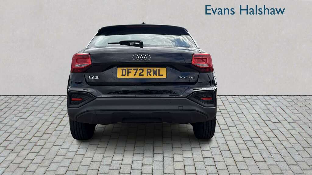 Audi Q2 30 Tfsi Technik 2023 DF72RWL Black #5