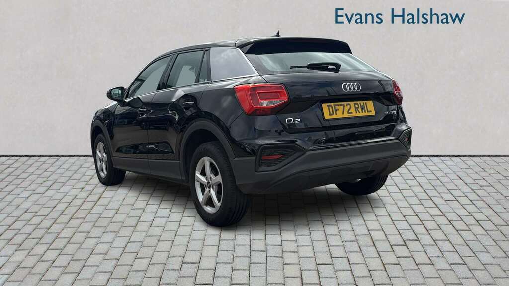 Audi Q2 30 Tfsi Technik 2023 DF72RWL Black #2