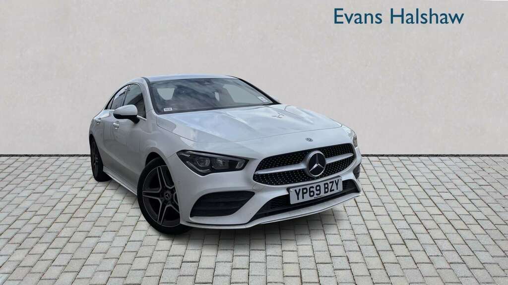 Mercedes-Benz CLA Class 200 Amg Line Tip 2019 White