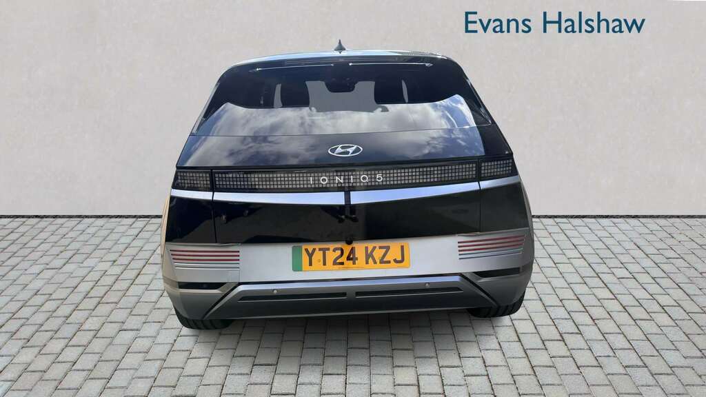 Hyundai Ioniq 5 168Kw Namsan Edition 77 Kwh 2024 YT24KZJ Black #4